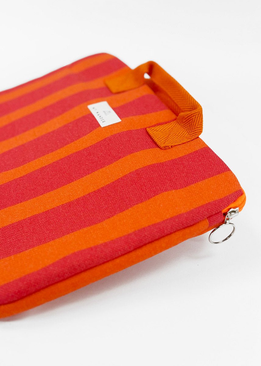 Kalea Repellent Portable Case